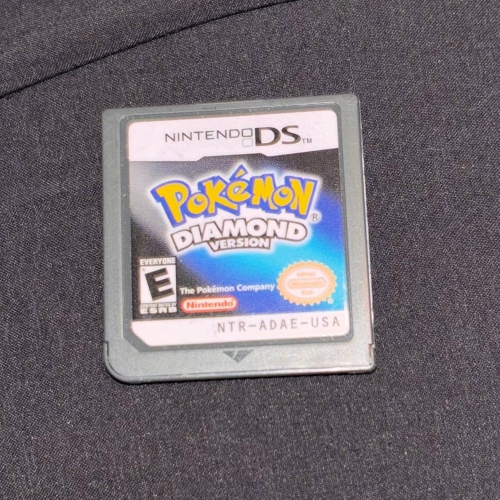 Pokémon Diamond Version for Nintendo DS Cartridge Only Video Game - Picture 3 of 3